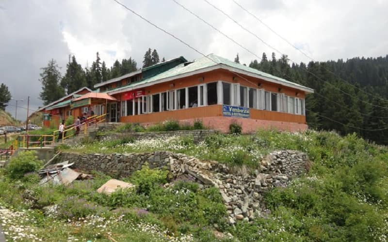 Hotel Yemberzal, Gulmarg 1